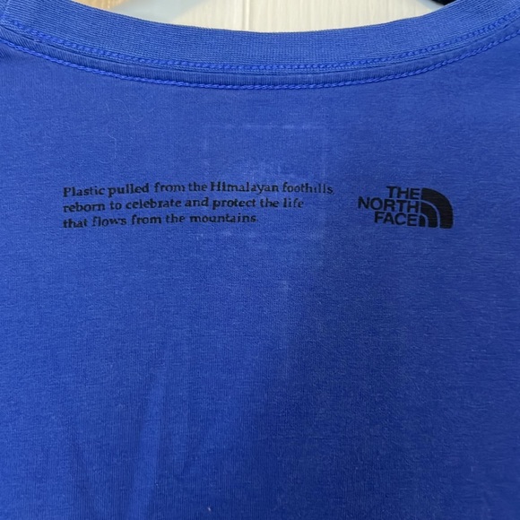 North Face T-Shirt size M - Picture 3 of 4